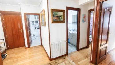 Apartment on Calle de Vargas photo 4