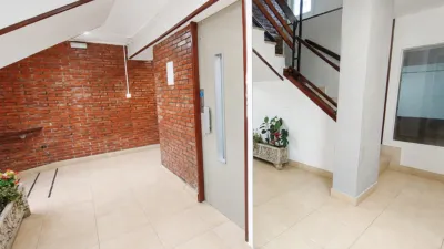 Apartment on Calle de Vargas photo 14