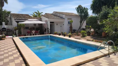 Detached house in Calicanto photo 2
