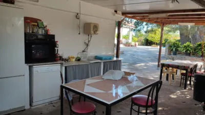 Rustic chalet in Urbanizaciones Cumbres de Calicanto-Manyes-Barbeta photo 16