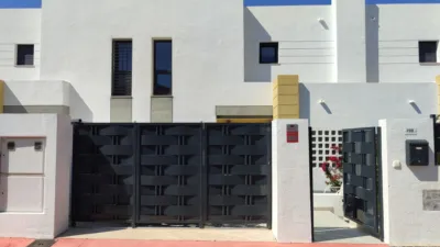 Chalet adosado en calle Llimoner, nº 19 photo 15