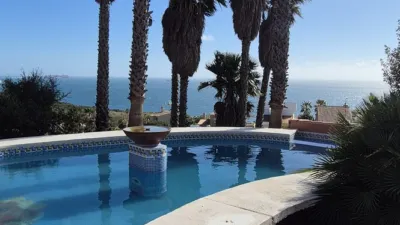 Casa unifamiliar en venta en Calle Centolla, cerca de Calle de la Coquina, El Pelayo-Parques Naturales (Algeciras) de 515.000 €
