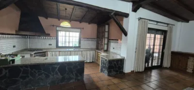 Casa unifamiliar en venta en Calle Centolla, cerca de Calle de la Coquina, El Pelayo-Parques Naturales (Algeciras) de 515.000 €