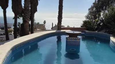 Casa unifamiliar en venta en Calle Centolla, cerca de Calle de la Coquina, El Pelayo-Parques Naturales (Algeciras) de 515.000 €