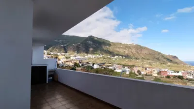 Flat on Calle Siete Fuentes photo 2