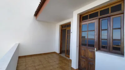 Flat on Calle Siete Fuentes photo 10