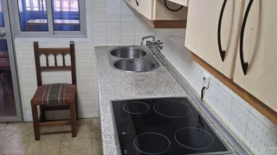 Piso en alquiler en Calle Machaquito, Ciudad Jardín-Zoco (Córdoba Capital) de 600 €<span>/mes</span>