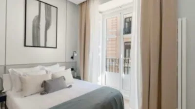 Piso en alquiler en Carrera San Jerónimo - Imagen 2