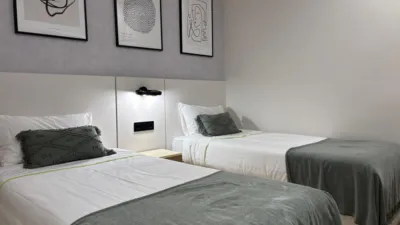 Piso en alquiler en Calle del Maestro Guerrero - Imagen 2