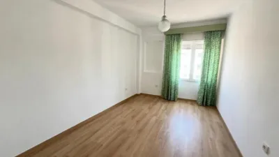 Apartment on Manuel Casana Street photo 15