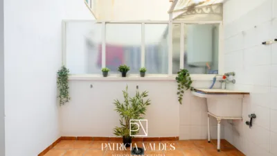 Apartment on Calle de la Princesa Sofía photo 18