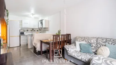 Apartment on Calle de la Princesa Sofía photo 6