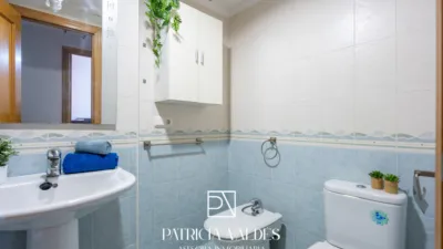Apartment on Calle de la Princesa Sofía photo 11