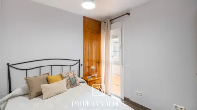 Apartment on Calle de la Princesa Sofía photo 9