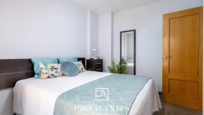 Apartment on Calle de la Princesa Sofía photo 2