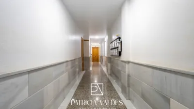 Apartment on Calle de la Princesa Sofía photo 21