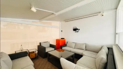 Casa en venta en Avenida Veinticinco de Julio, cerca de Calle del Amor, Salamanca-Uruguay-Las Mimosas (Distrito Centro-Ifara. Santa Cruz de Tenerife Capital) de 1.200.000 €