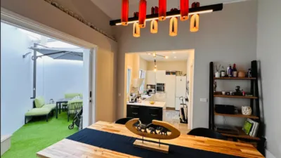 Casa en venta en Avenida Veinticinco de Julio, cerca de Calle del Amor, Salamanca-Uruguay-Las Mimosas (Distrito Centro-Ifara. Santa Cruz de Tenerife Capital) de 1.200.000 €