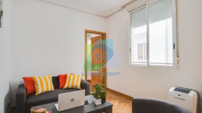 Piso en alquiler en Calle de la Cruz, 10 - Imagen 2