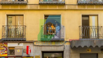 Piso en alquiler en Calle de la Cruz, 10 - Imagen 3