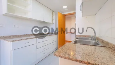 Apartment for sale on Carrer del Pare Gallissa photo 3