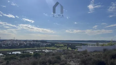 Chalet adosado en venta en Calle de Rubén Darío, Zona Costa Esuri (Ayamonte) de 234.000 €