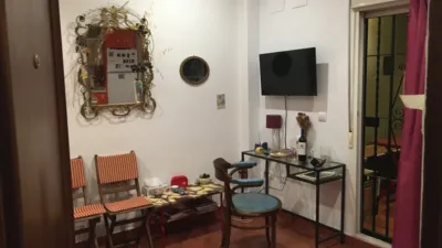 Ático en alquiler en Calle Antonio Susillo, San Gil (Distrito Casco Antiguo. Sevilla Capital) de 990 €