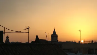 Ático en alquiler en Calle Antonio Susillo, San Gil (Distrito Casco Antiguo. Sevilla Capital) de 990 €