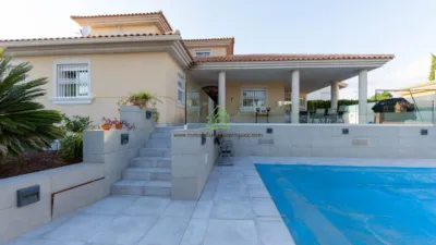 Chalet en venta en Calle de Sirius - Vista 4