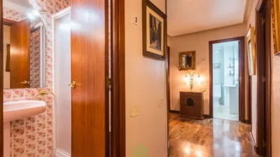 Apartment on Doctor Gregorio Marañón Street photo 23