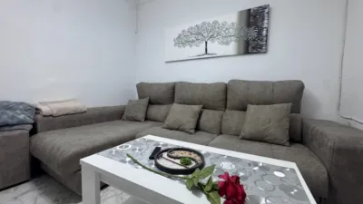 Casa adosada en venta en Calle del Músico Manuel de Julio, La Rinconada de 154.990 €
