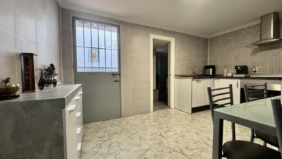 Casa adosada en venta en Calle del Músico Manuel de Julio, La Rinconada de 154.990 €