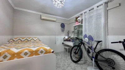 Casa adosada en venta en Calle del Músico Manuel de Julio, La Rinconada de 154.990 €