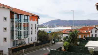 Piso en venta en Calle Aldapa, Urrugne de 159.000 €