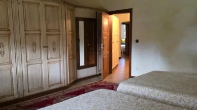 Chalet on Calle Elvira photo 25