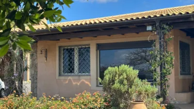 Chalet on Calle Elvira photo 6