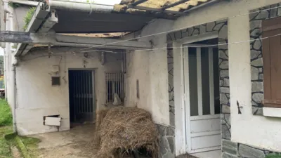 Casa en venta en Calzada do Combarro, 1, Castiñeiriño (Santiago de Compostela) de 160.000 €