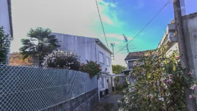 Casa en venta en Calzada do Combarro, 1, Castiñeiriño (Santiago de Compostela) de 160.000 €