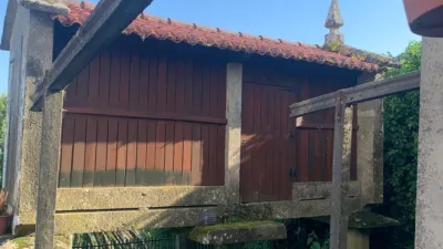 Casa en venta en Calle Lugar Roo de Abaixo, Número Sn, Barreiro (Cruceiro de Roo, O), O. Municipio de Outes de 150.000 €