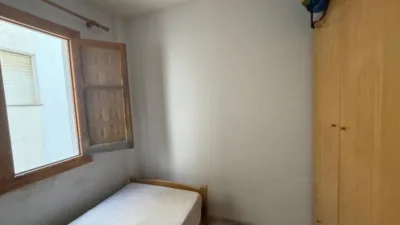 Apartment on Carrer de Cervantes photo 18