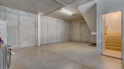 Semi-detached house on Beistin Street, No. 914 photo 54