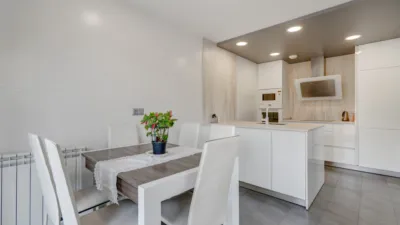 Semi-detached house on Beistin Street, No. 914 photo 14