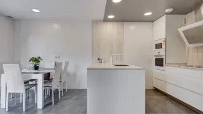 Semi-detached house on Beistin Street, No. 914 photo 9