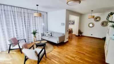 Chalet adosado en alquiler en Avenida de los Pesqueros, Santa Úrsula de 1.500 €<span>/mes</span>
