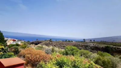 Chalet adosado en alquiler en Avenida de los Pesqueros, Santa Úrsula de 1.500 €<span>/mes</span>