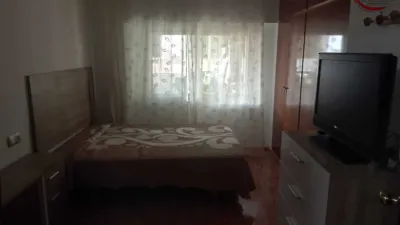 Flat on Carrer Abat Sola, 84 photo 7