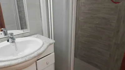 Flat on Carrer Abat Sola, 84 photo 8
