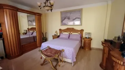 Townhouse in Camino del Collado photo 3