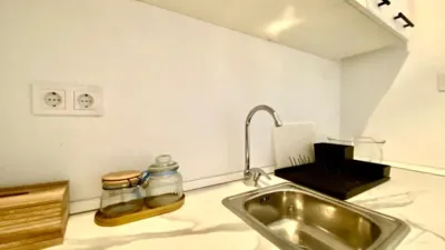 Habitación en alquiler en Calle de la Redondilla, Palacio (Distrito Centro. Madrid Capital) de 1.225 €<span>/mes</span>