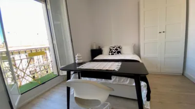 Habitación en alquiler en Calle de la Redondilla, Palacio (Distrito Centro. Madrid Capital) de 1.225 €<span>/mes</span>